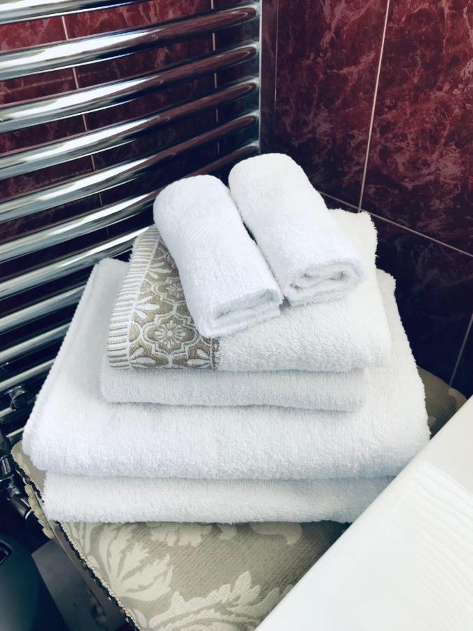 Hillcrest Farmhouse Bed & Breakfast Boyhollagh エクステリア 写真